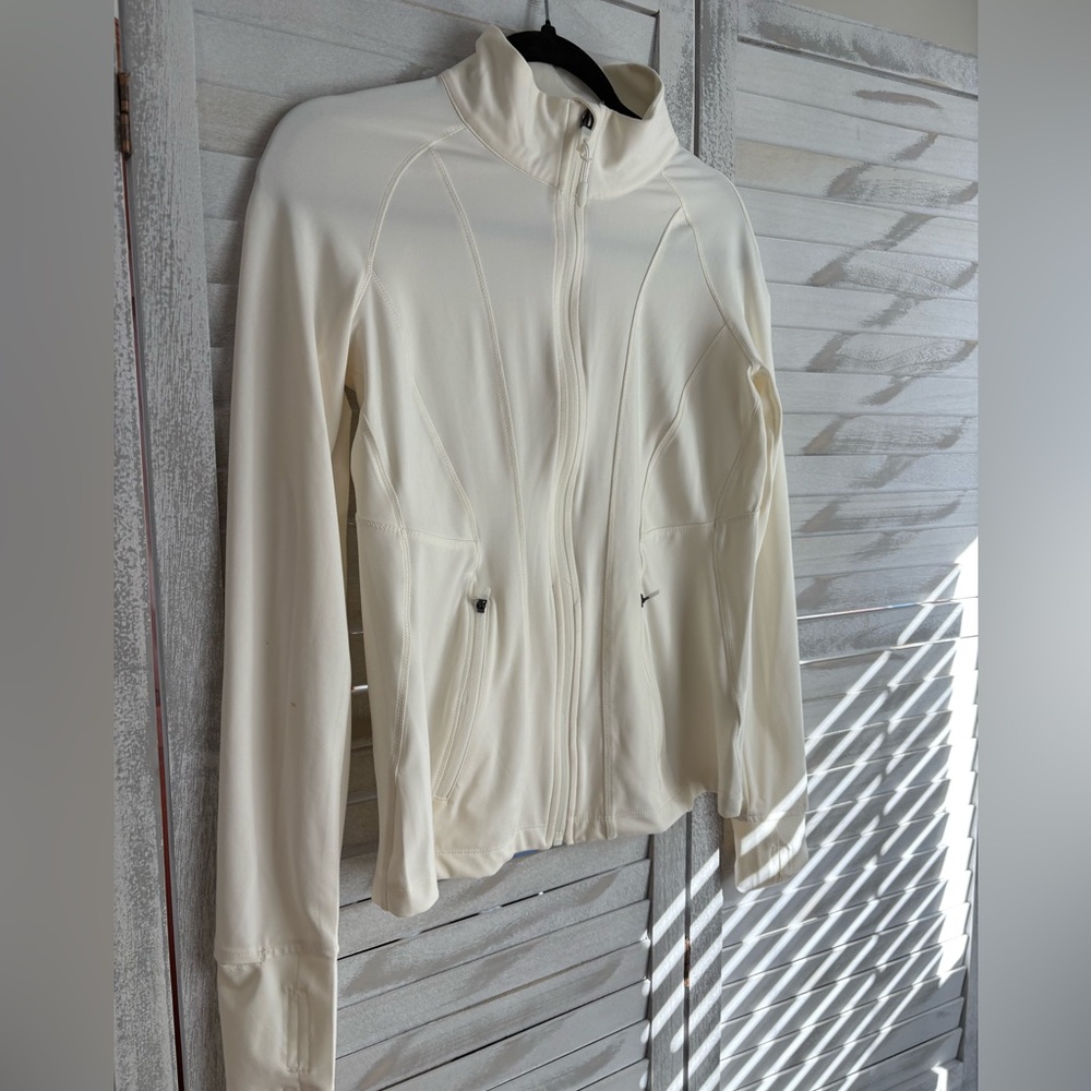 Workout Jacket Cream